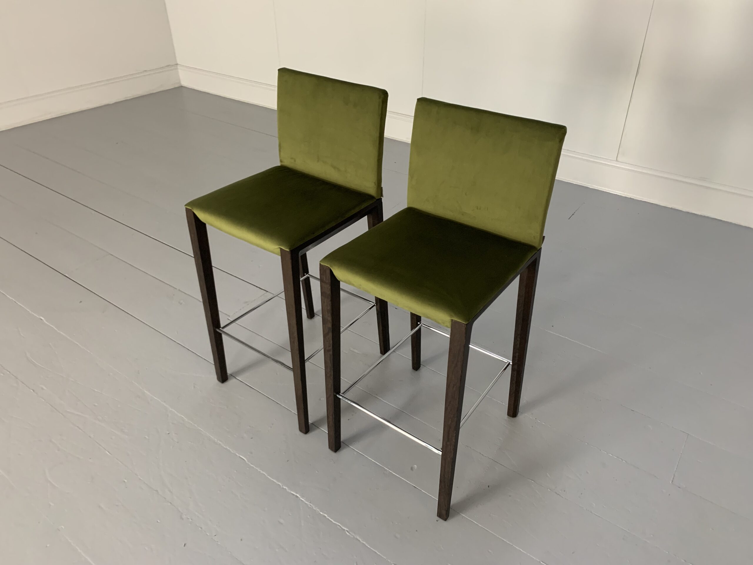 Walter Knoll "Andoo" Bar Stool - In Green Velvet & Walnut - Image 11