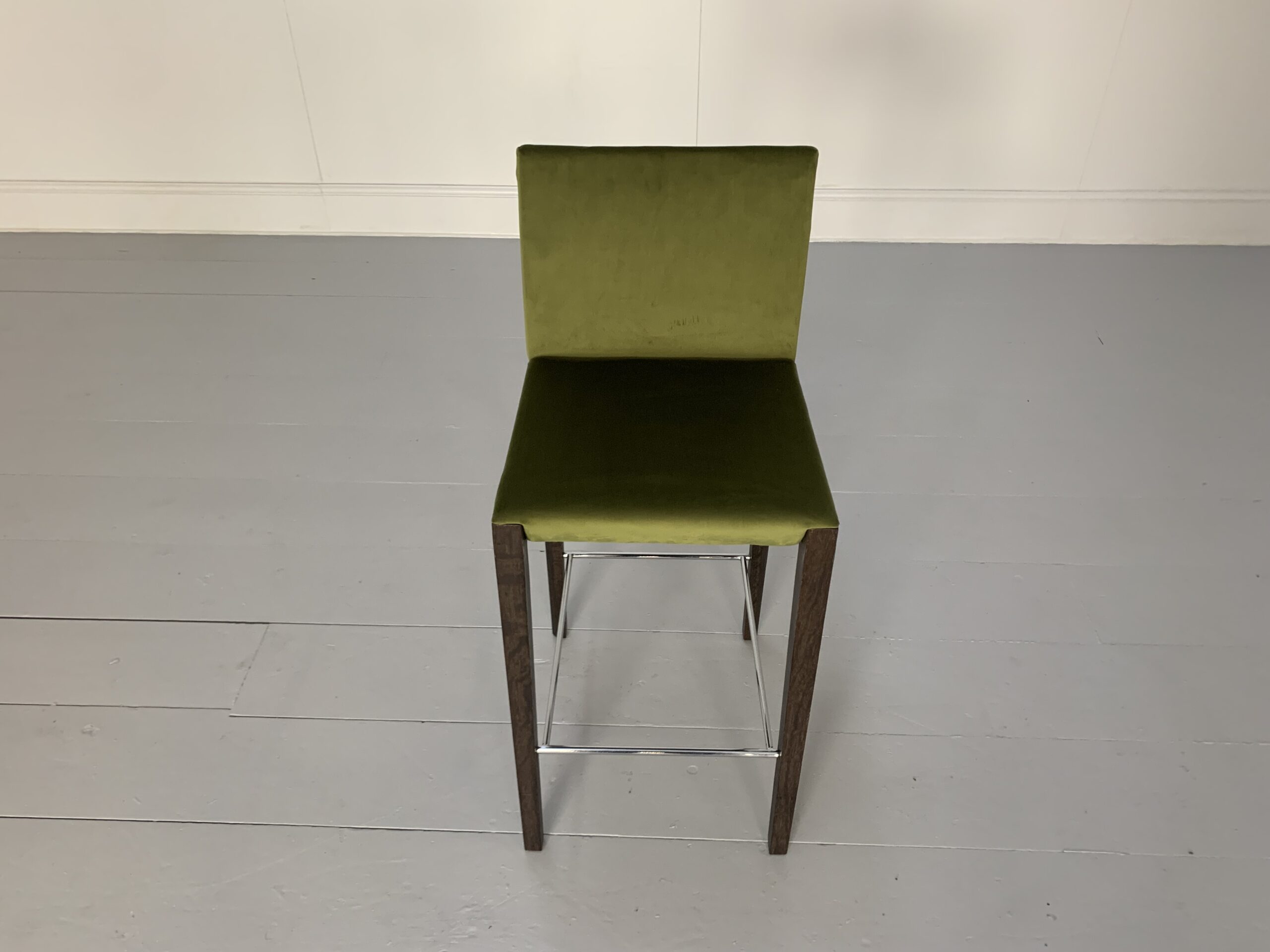 Walter Knoll "Andoo" Bar Stool - In Green Velvet & Walnut - Image 7