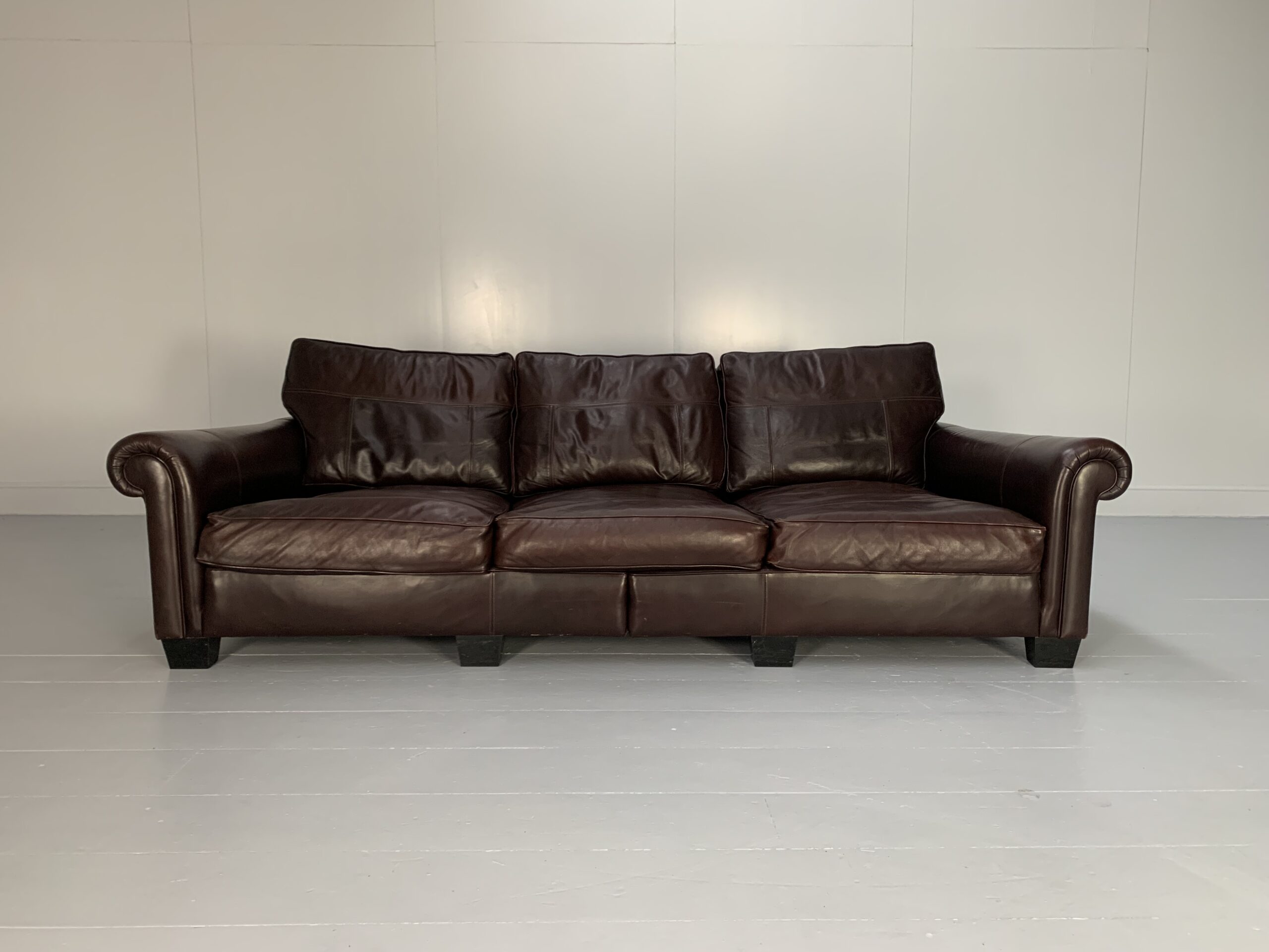 Duresta "New Plantation" Grand 4-Seat Sofa - In Dark Brown Leather - Image 11