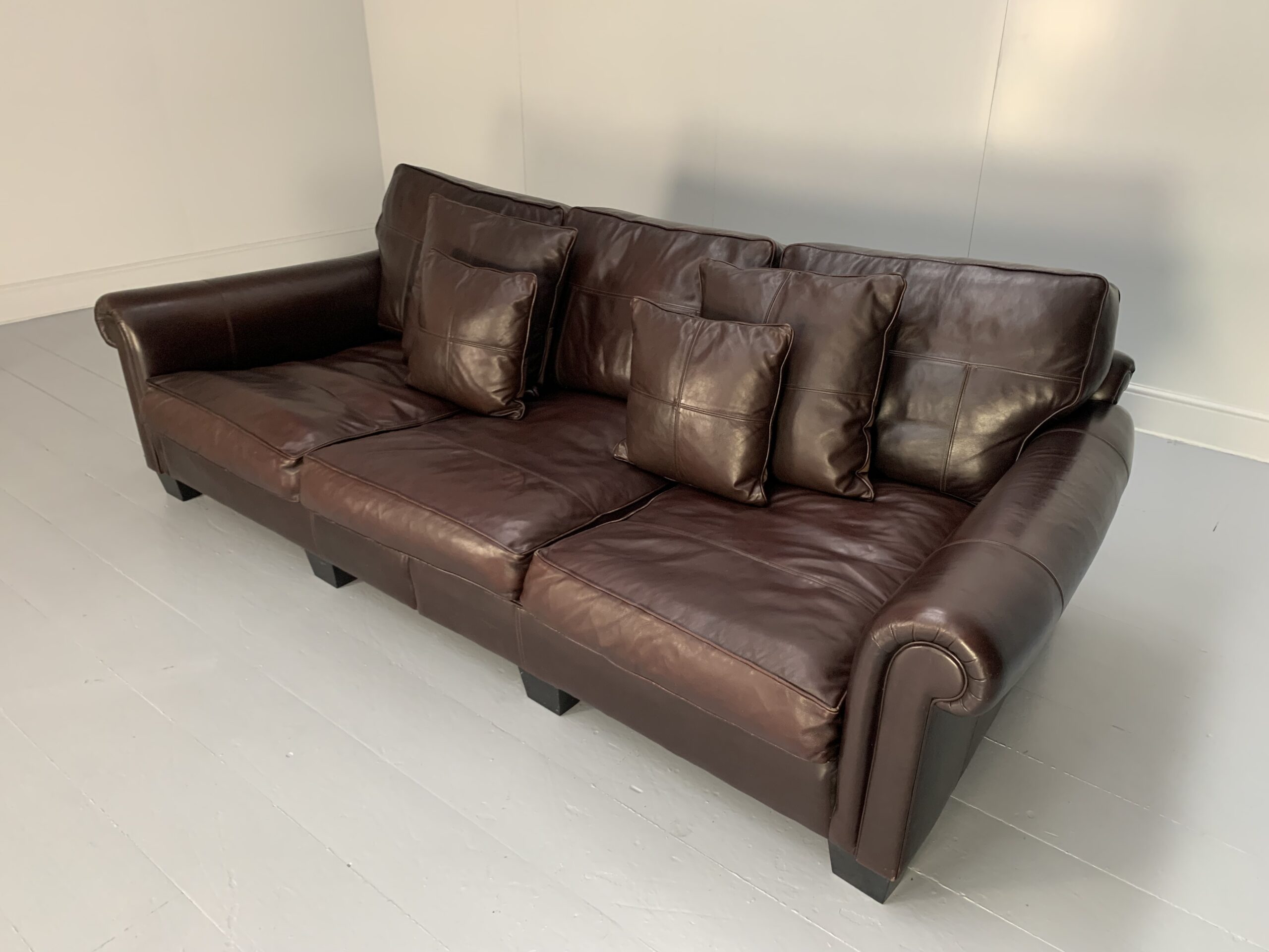 Duresta "New Plantation" Grand 4-Seat Sofa - In Dark Brown Leather - Image 10