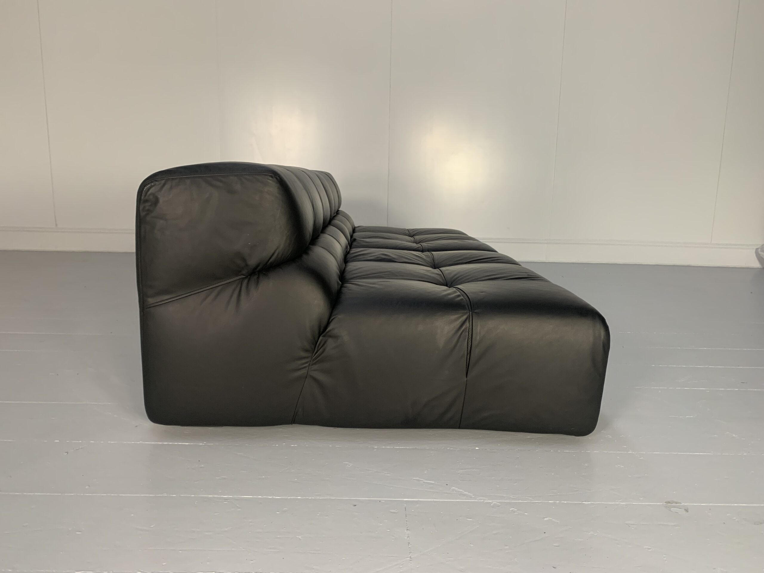 B&B Italia "Tufty Time" Sofa - In Black Leather - Image 4