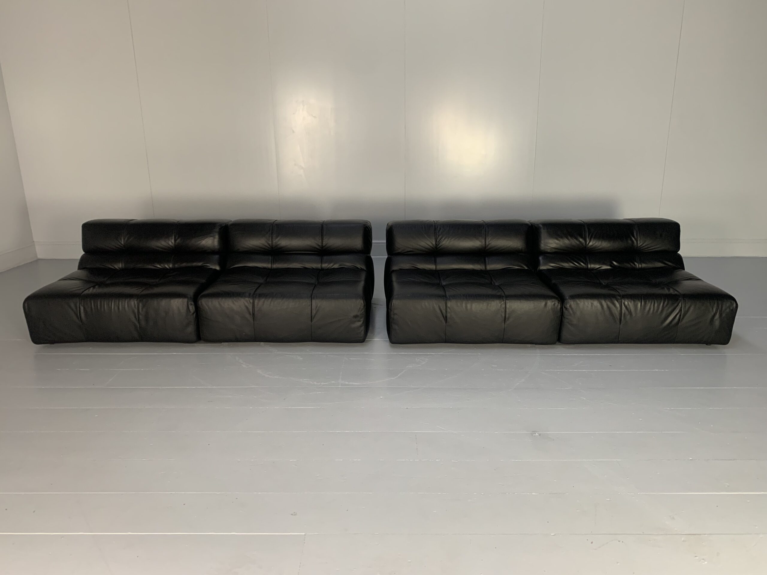 B&B Italia "Tufty Time" Sofa - In Black Leather - Image 14