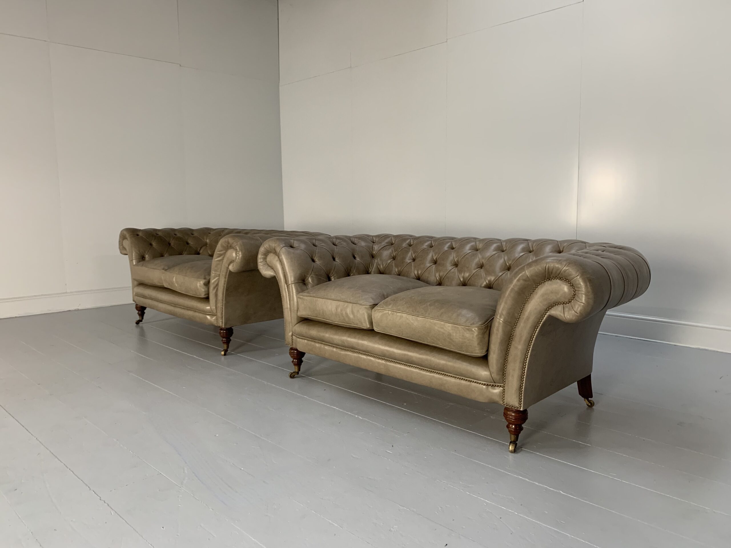 Pair of Beaumont & Fletcher "Grenville" 2-Seat Chesterfield Sofas - In "Siena" Grey Leather - Image 3