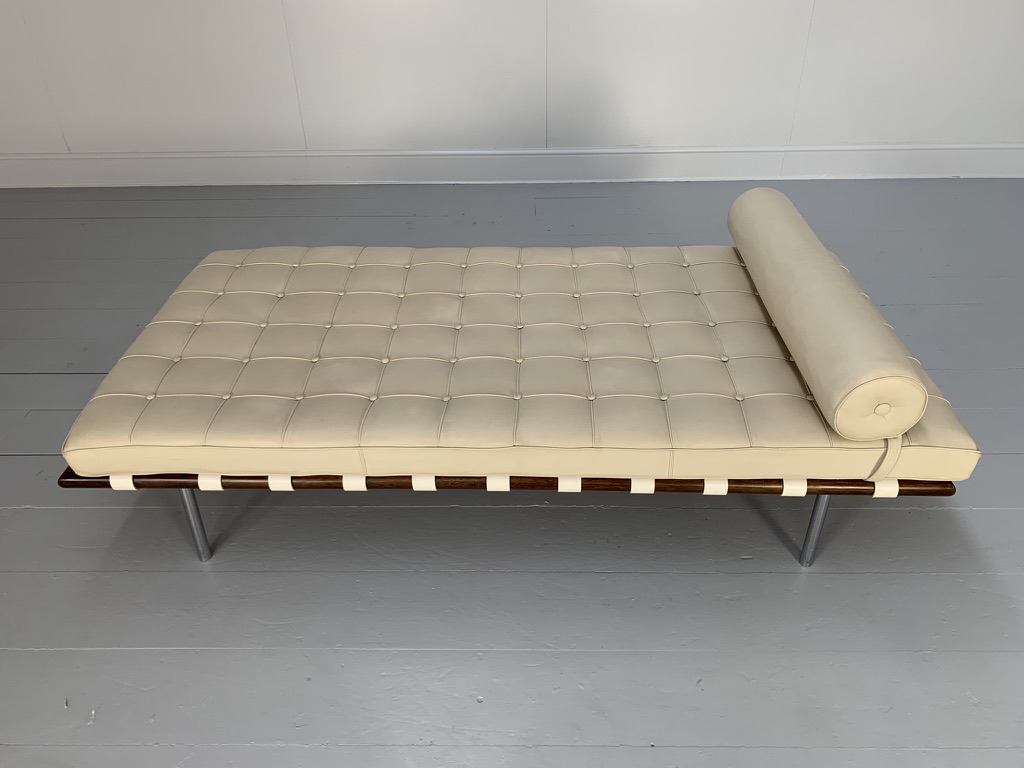 Alivar "Barcelona" Daybed - In Cream Leather - Image 9