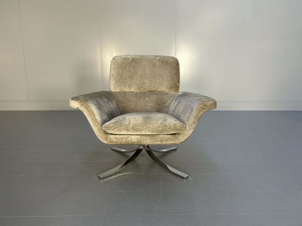 Minotti "Blake Soft" Armchair - In Pale Neutral Velvet