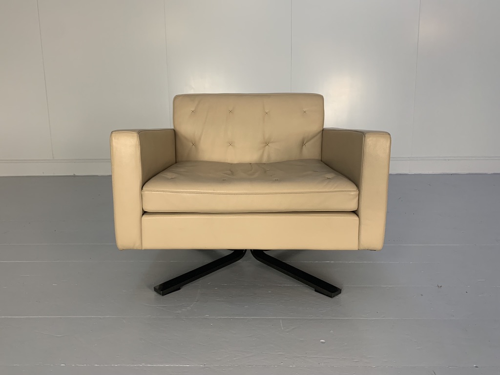 Pair of Poltrona Frau for Ferrari "Kennedee" Armchairs - In "Pelle Frau SC" Leather - Image 6