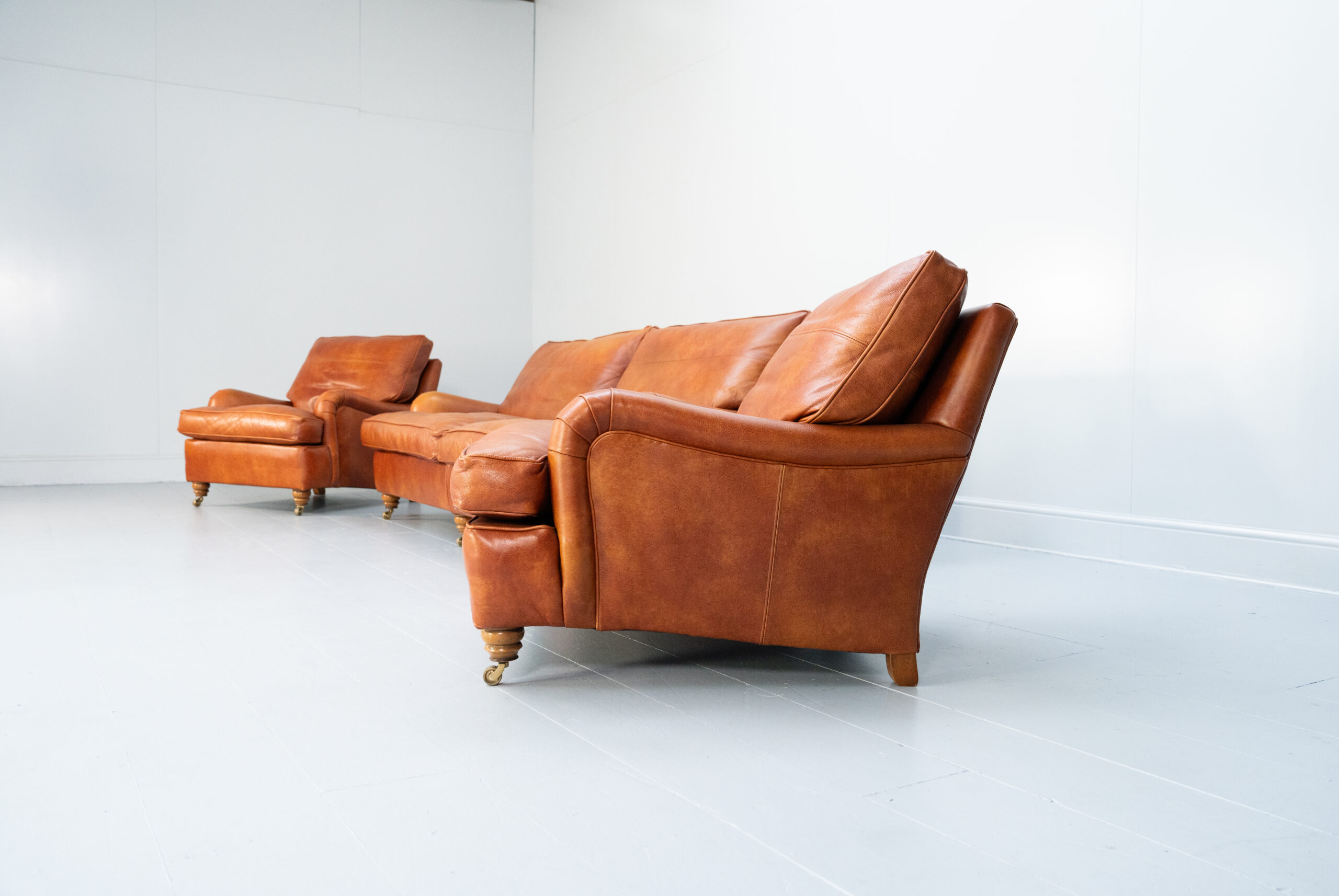 Duresta "Lansdowne" Sofa & 2 Armchair Suite - In Tan Brown "Niven" Leather - RRP £12,000 - Image 4