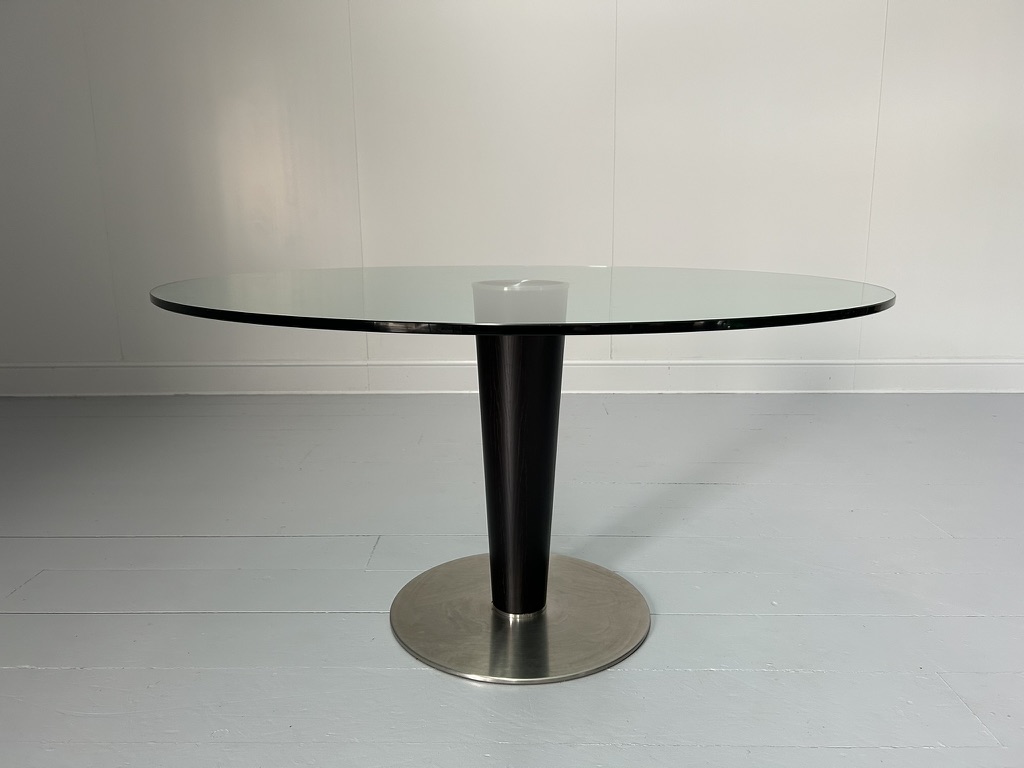 Gallotti and Radice "Upside 14" Round Circular Glass Top Dining Table