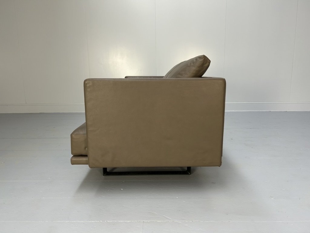 Walter Knoll "Prime Time 490" Sofa & "Ameo" Table - In Clay "Safari" Leather - Image 7