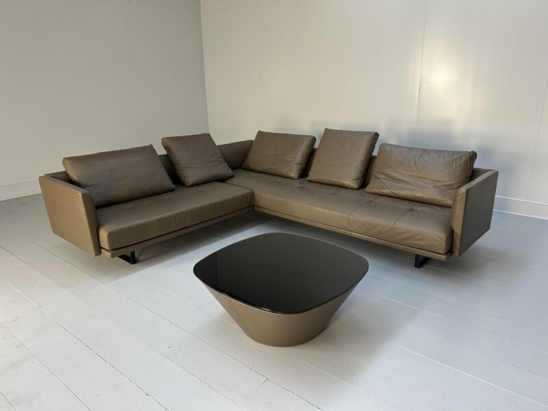 Walter Knoll "Prime Time 490" L-Shape Sofa & "Ameo" Table - In Clay "Safari" Leather