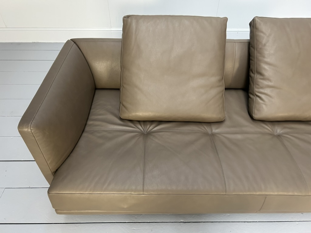 Walter Knoll "Prime Time 490" Sofa & "Ameo" Table - In Clay "Safari" Leather - Image 10