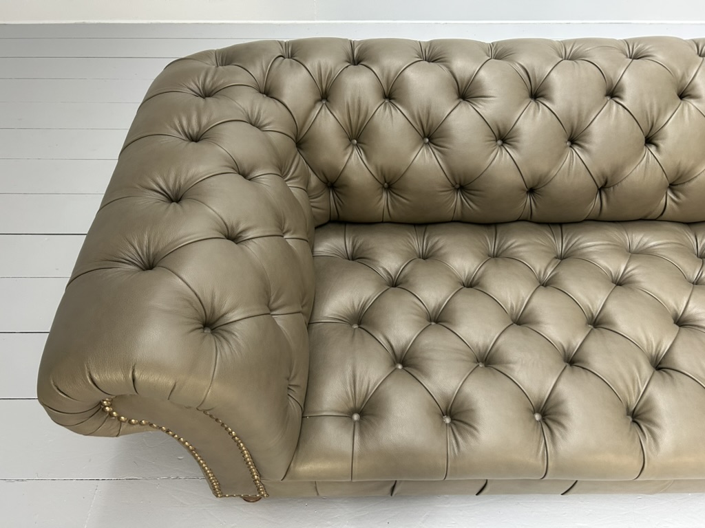 George Smith "Early Victorian Chesterfield " Sofa - In Grey Brown Leather - RRP £15,000 - Image 12