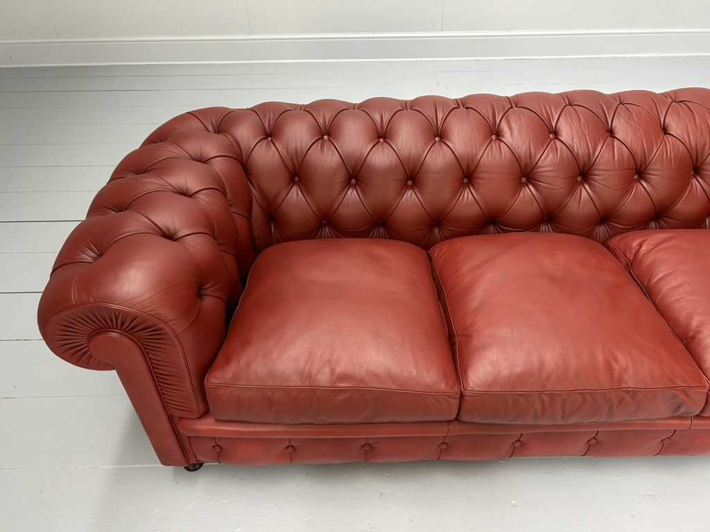 Poltrona Frau "Chester" 3-Seat Chesterfield Sofa - In Deep Red Leather - RRP £18,000 - Image 11
