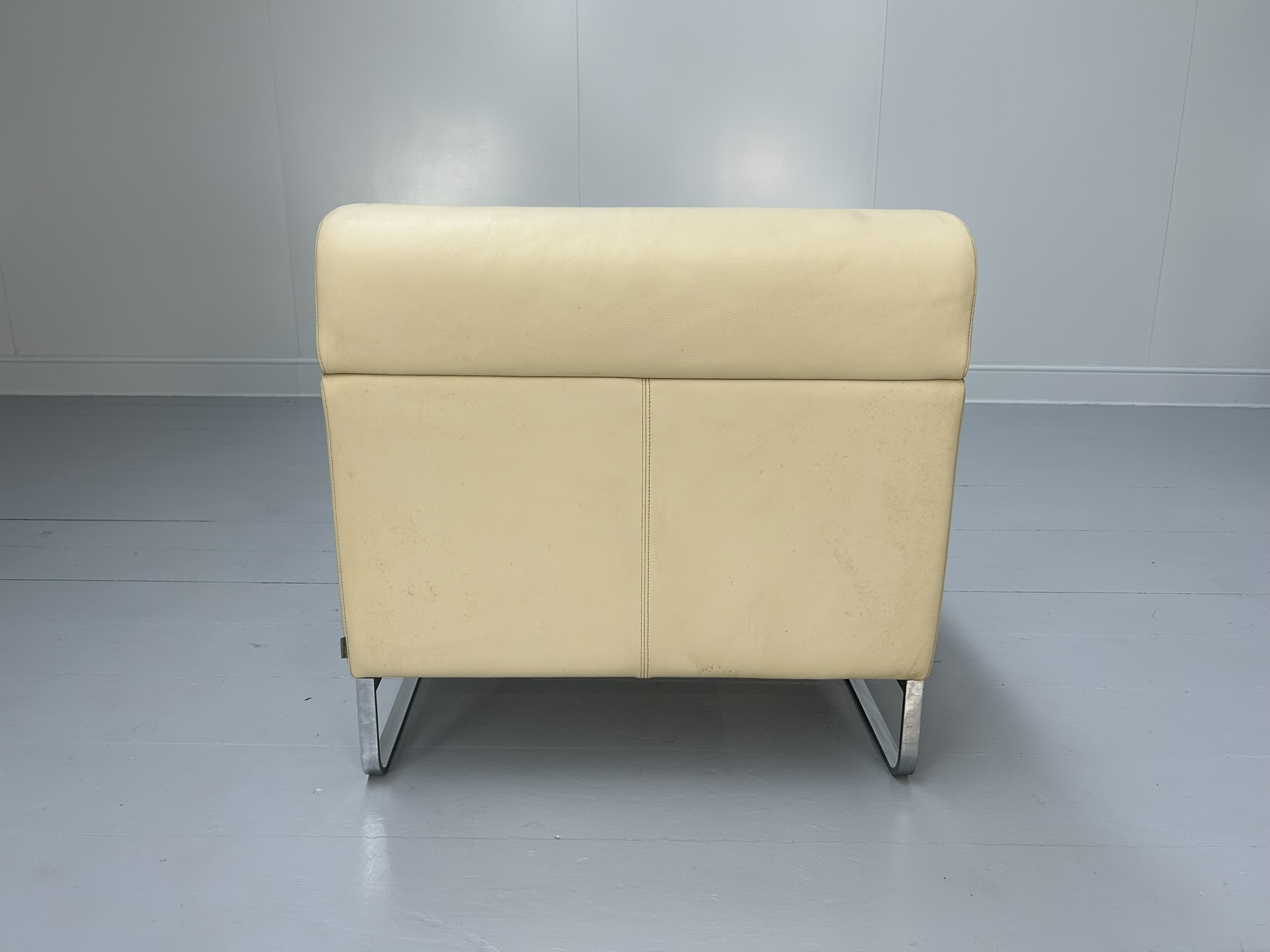 Walter Knoll "Morgan 465" Armchair - In Cream Leather - RRP £3200 - Image 3