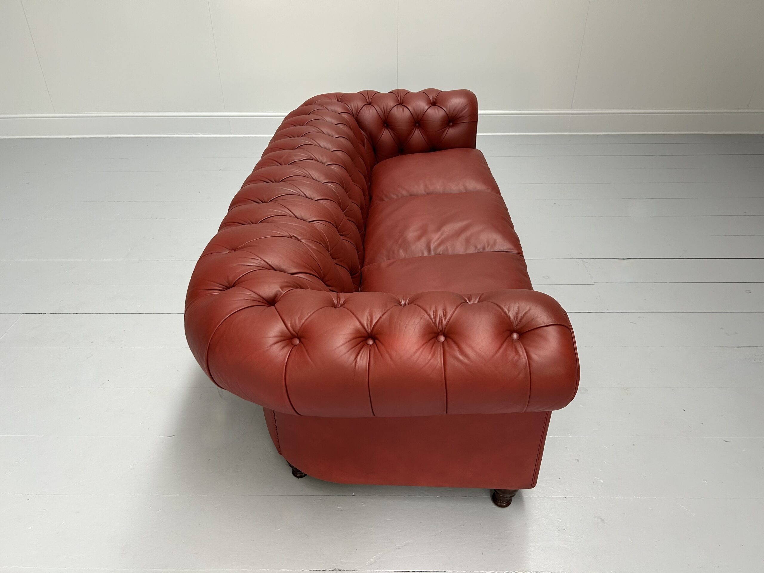 Poltrona Frau "Chester" 3-Seat Chesterfield Sofa - In Deep Red Leather - RRP £18,000 - Image 8